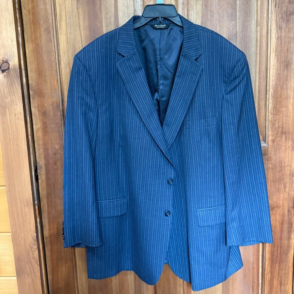 Jos A Bank Mens Navy Blue Pinstripe Two Button Wool Blazer Jacket Sport Coat 52R